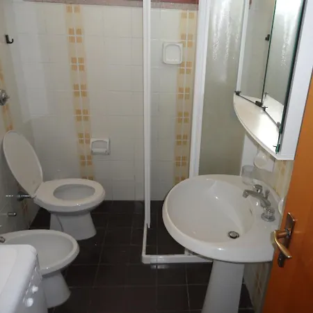 Appartement Piscina, Vicino Al Mare Equilio