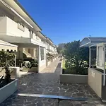 דירה Piscina, Vicino Al Mare Equilio לידו די ג'סולו