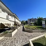 דירה Piscina, Vicino Al Mare Equilio